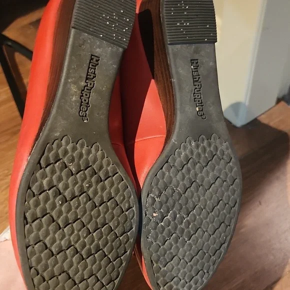 Shoes - Picture 3 of 4